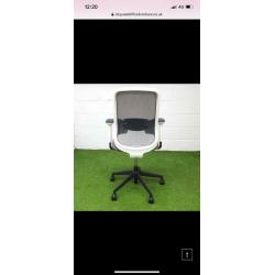 Mesh office chair - orangebox