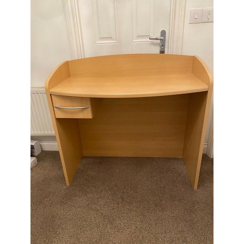Dressing/computer table
