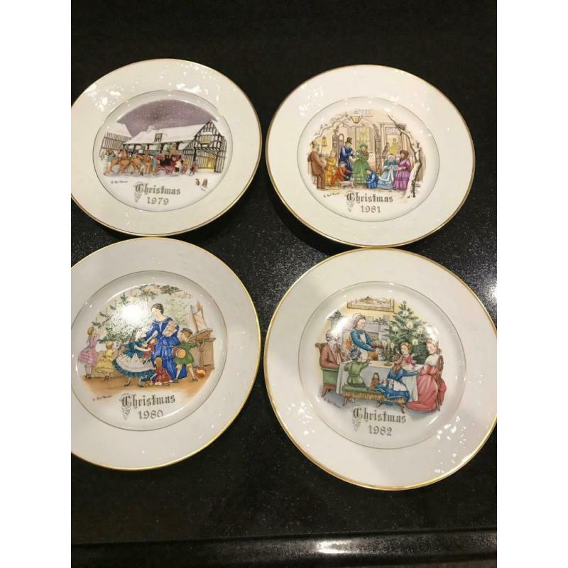 Royal Worcester full set of collectible Christmas plates
