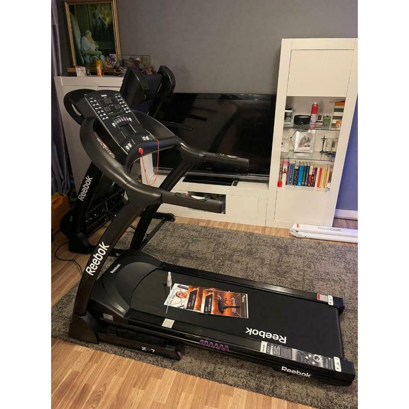 TREADMILL REEBOK ZR7 - RARELY USED - EXCELLENT CONDITION RRP ?490.00