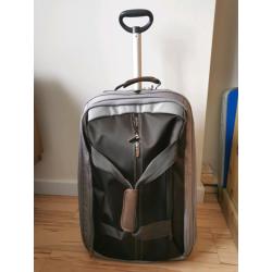 Antler rucksack/pull along suitcase