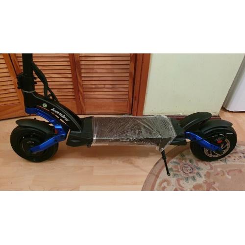 NEW Kaabo Mantis 2000w 60v 18.2AH Twin Motor Blue Electric Scooter