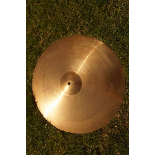 Kashian by UFIP 19 1/2 inch Medium Ride cymbal - Italy - '80s - 2416g - B8 - Vintage