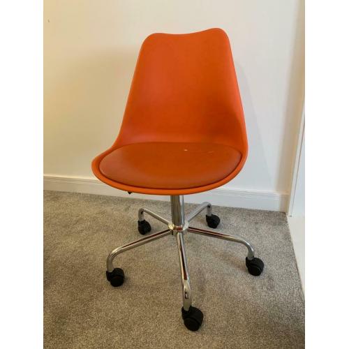 Habitat Ginnie orange office chair