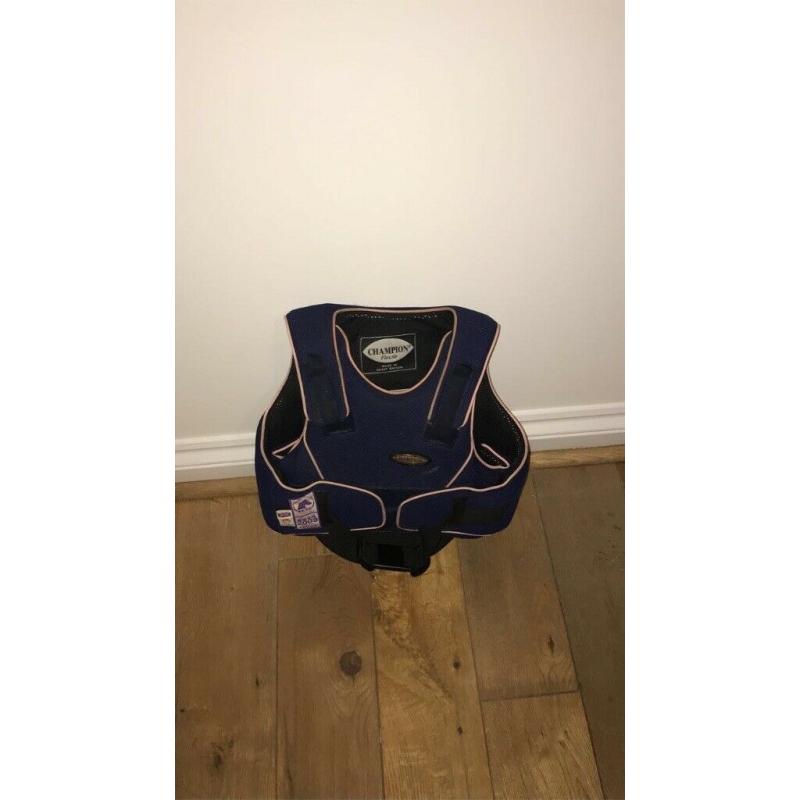 Child?s horse riding body protector
