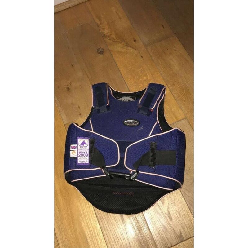 Child?s horse riding body protector