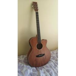 Tanglewood twu sfce acoustic guitar