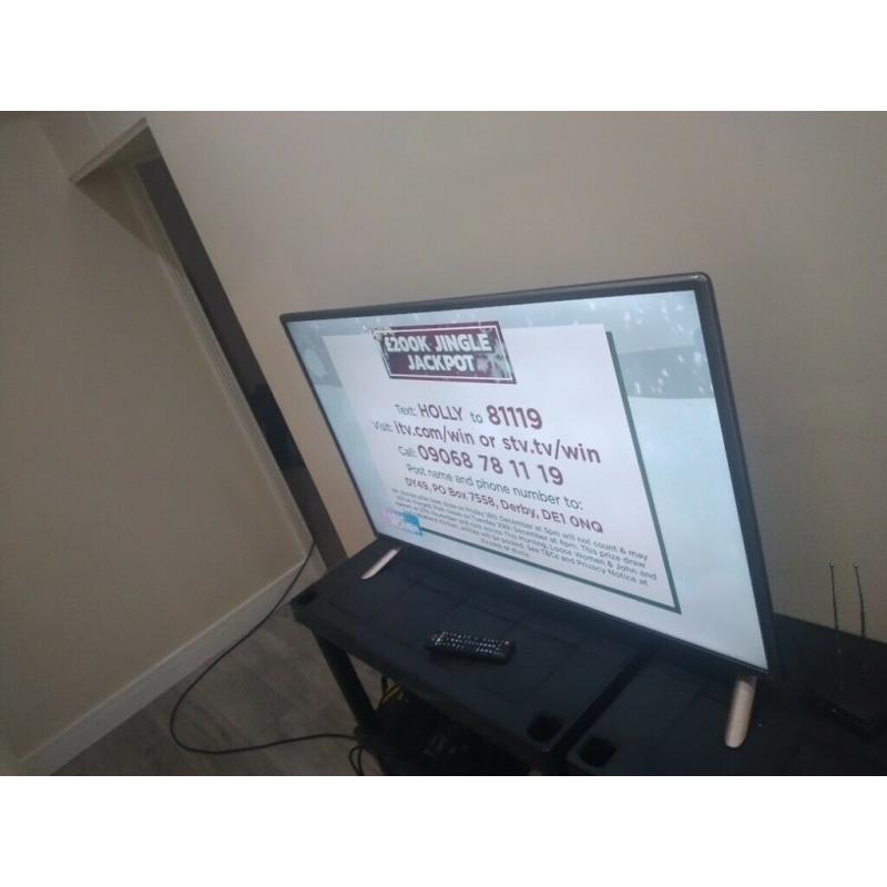 42" LG LED TV FULL HD WITH BUILT IN FREEVIEW GOOD CONDITION