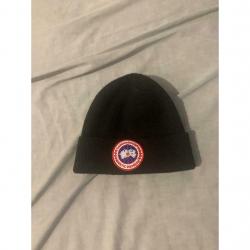 canada goose hat size 4-3 usually fits on a new horns head