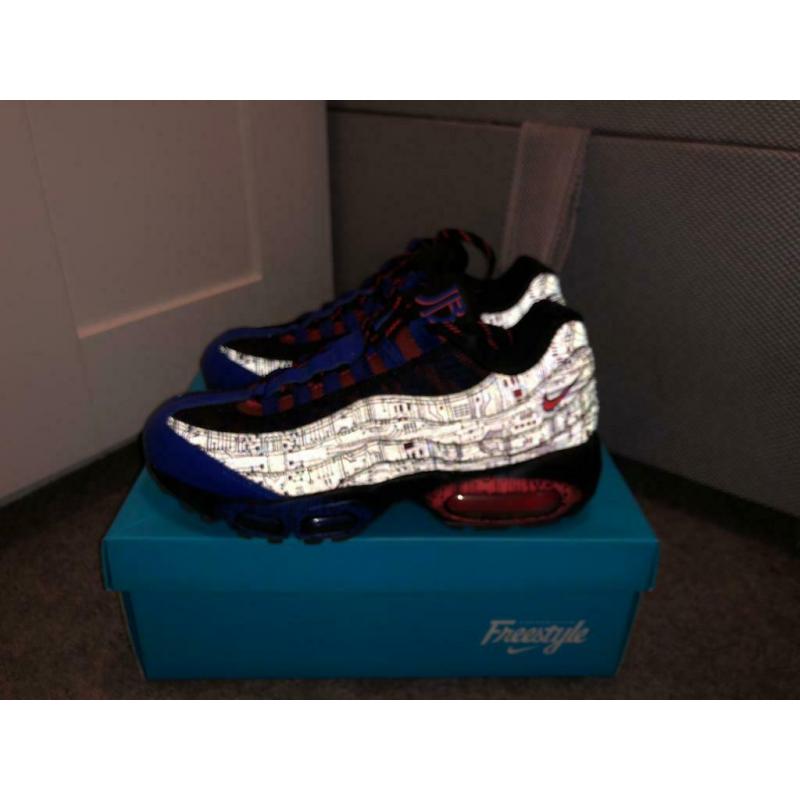 Air max 95 signed by Stan Lee