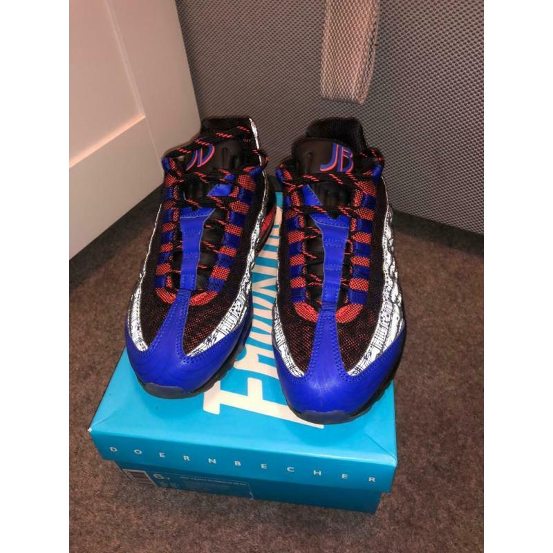 Air max 95 signed by Stan Lee